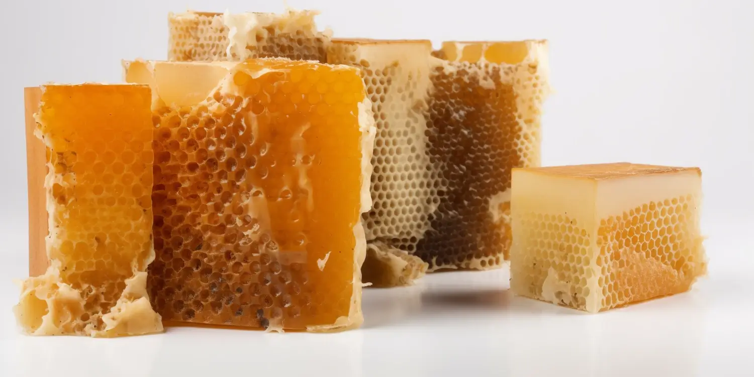 Miód wrzosowy na co jest dobry?